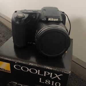 NIKON CAMERA